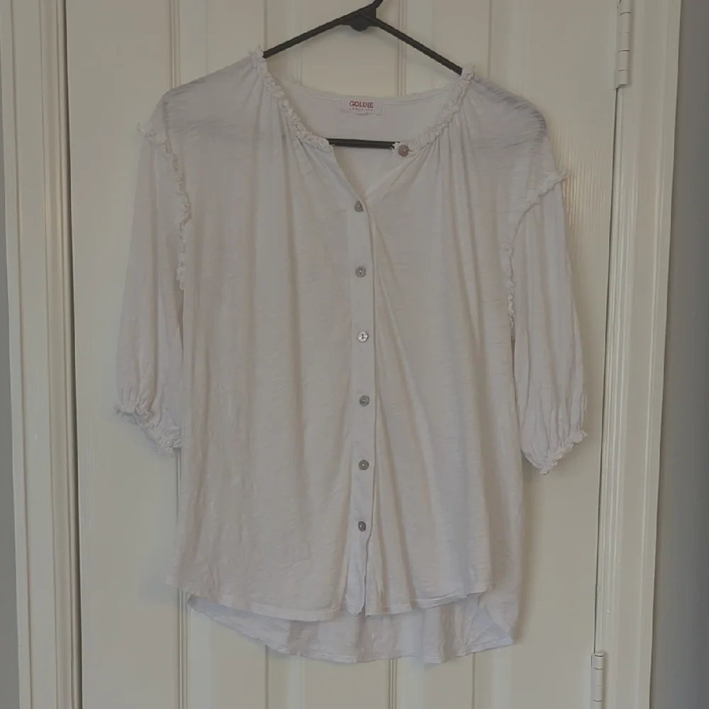 Goldie Lewinter Ruffle Top - Picture 1 of 8